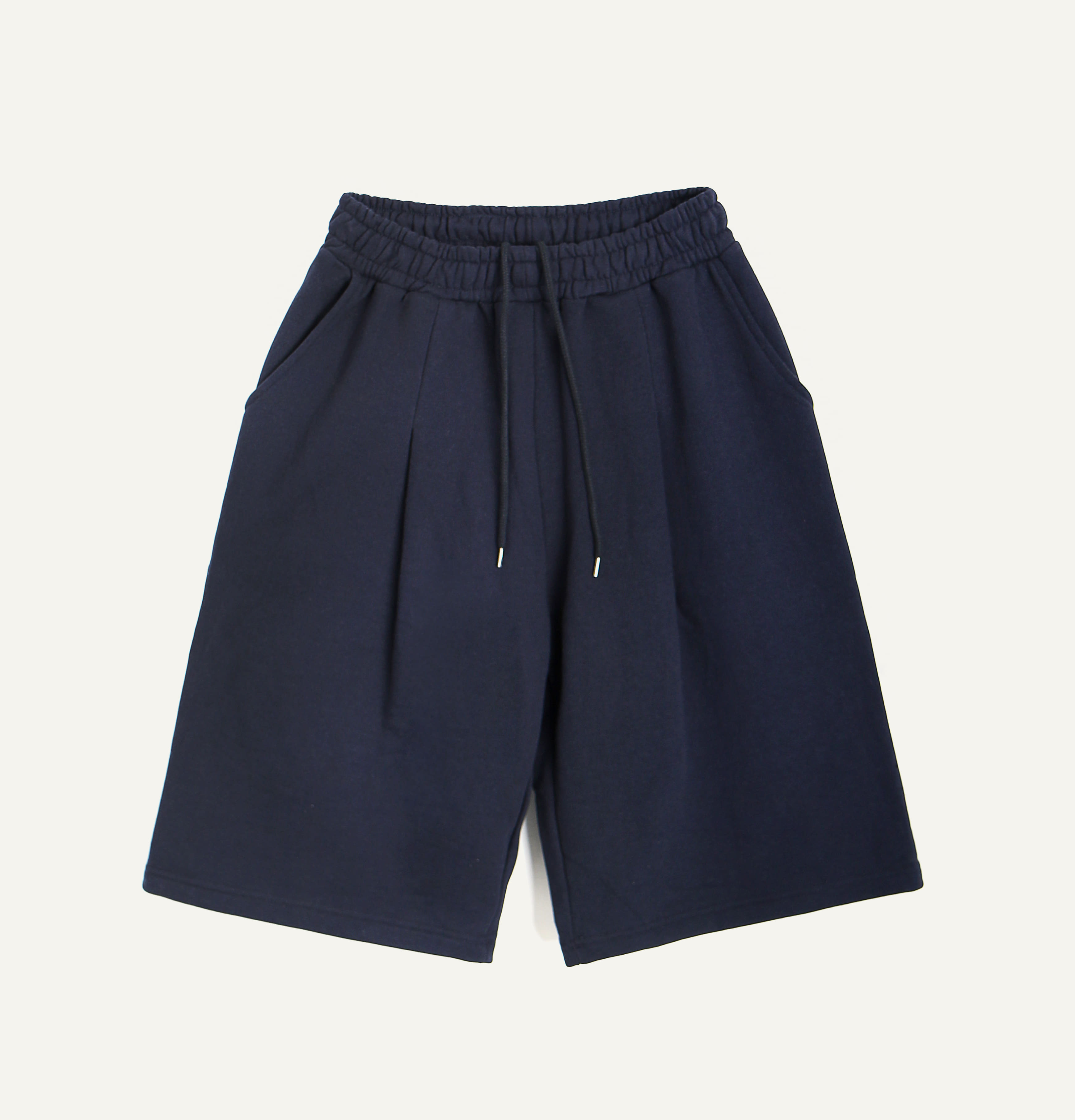 One tuck Wide fit shorts navy